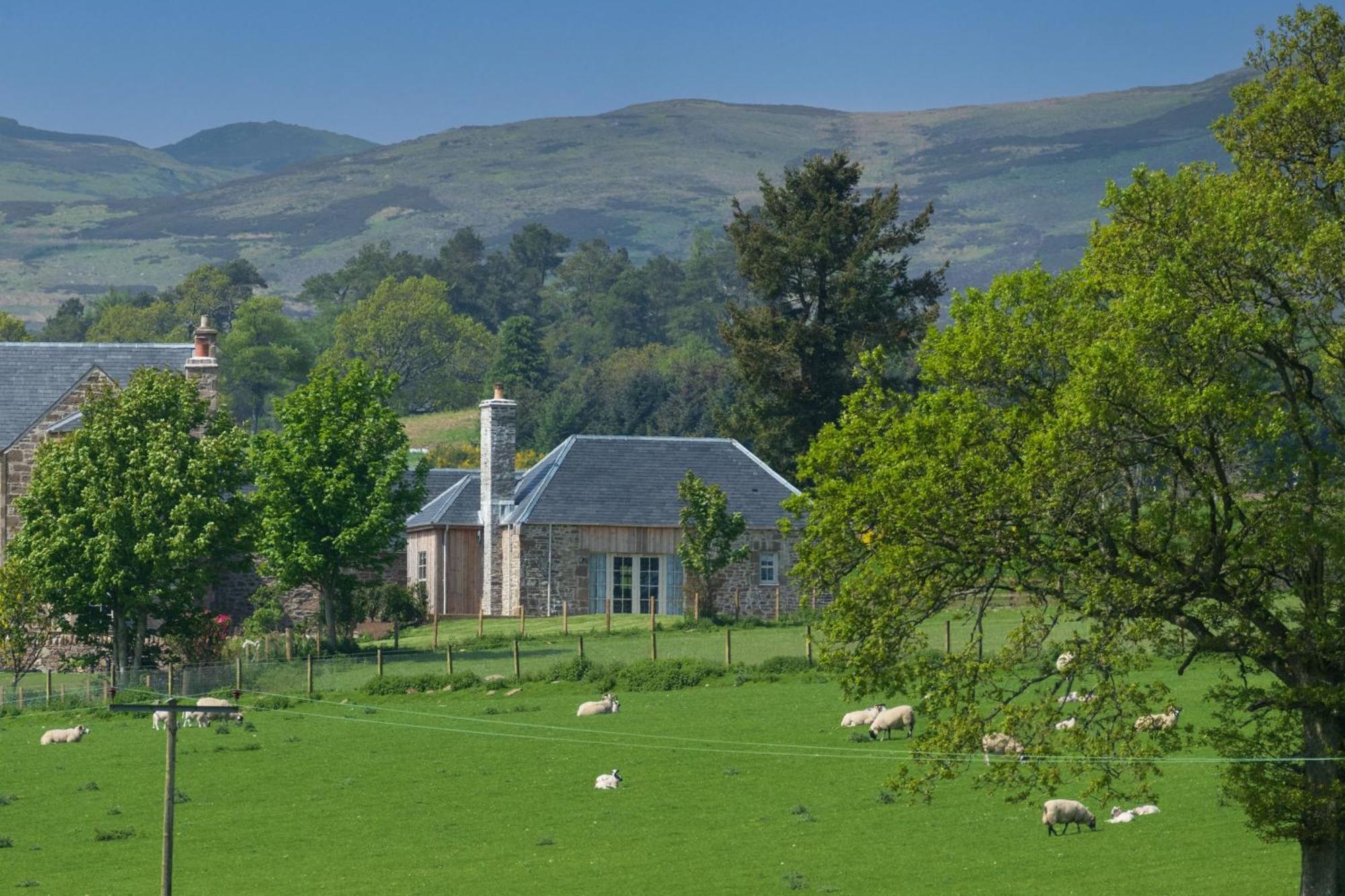 Milton Farm Villa Buchanty Bagian luar foto