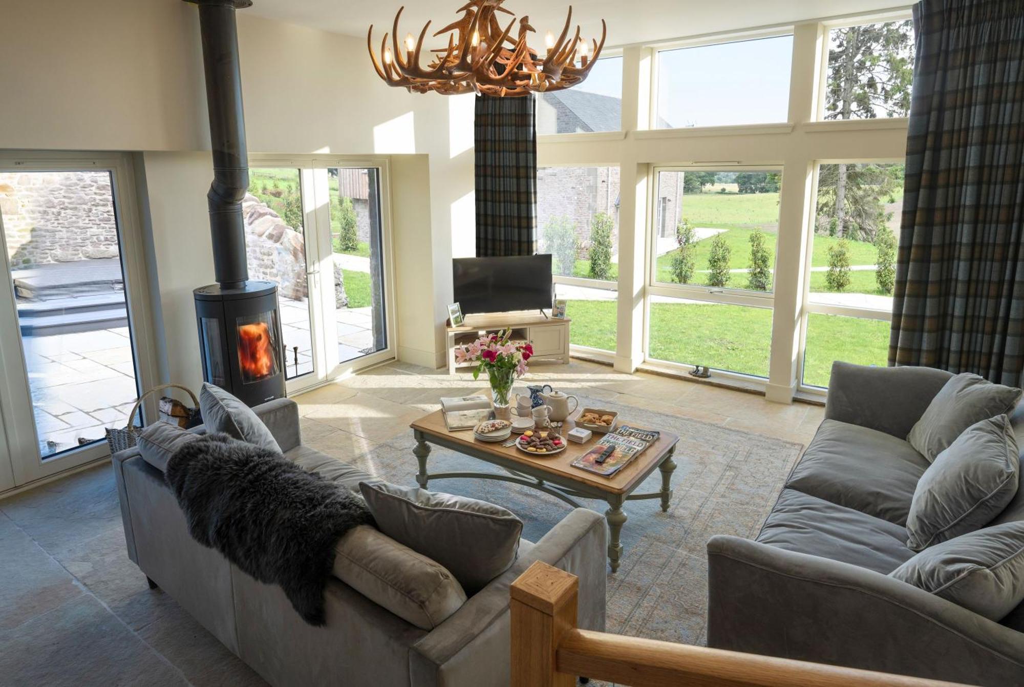 Milton Farm Villa Buchanty Bagian luar foto